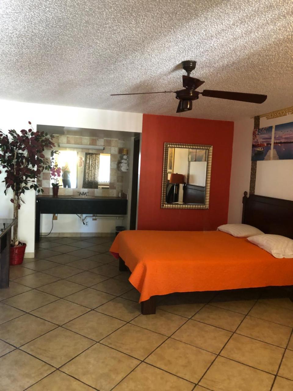 Lago Motor Inn Lake Worth Beach Eksteriør billede